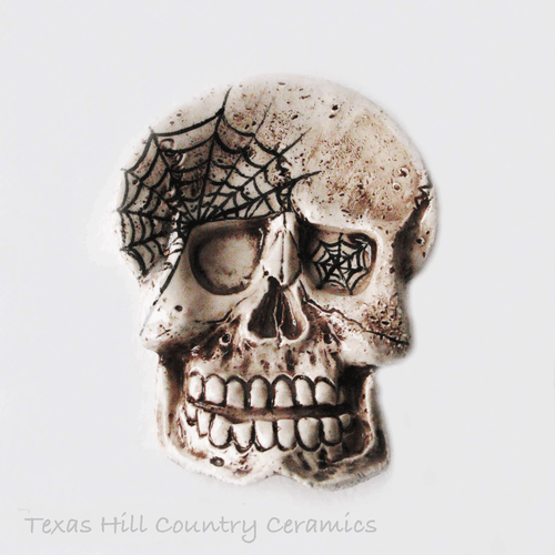 Skull with cobweb design tea bag holder