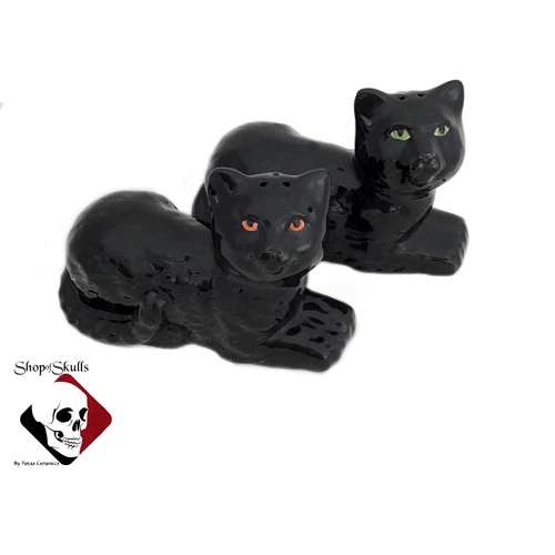 Black cat salt and pepper shakers by Texas Ceramics