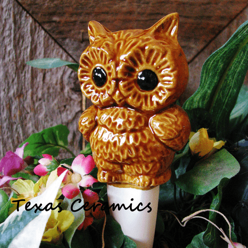 Vintage double sided owl plant tender in brown.