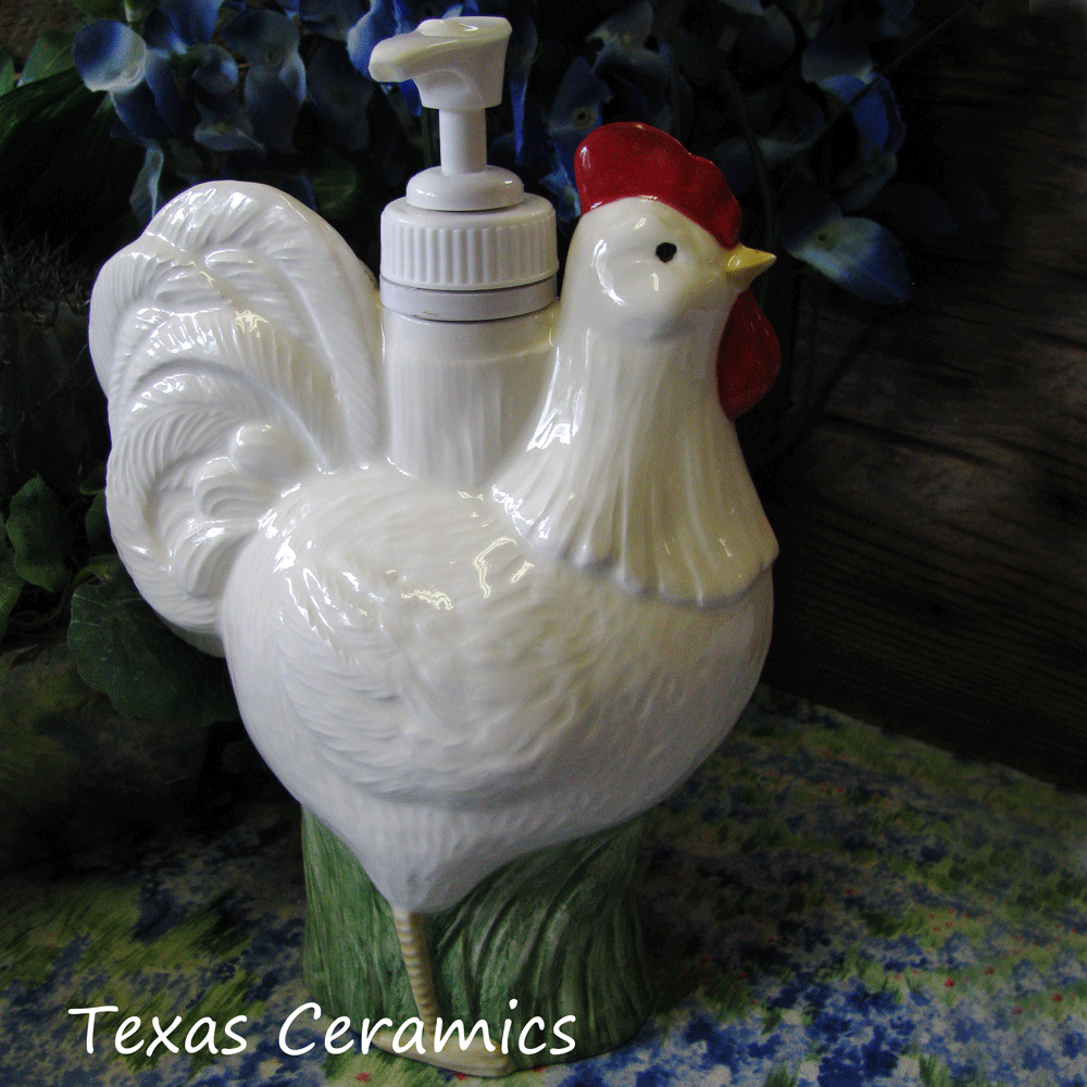 Farmhouse Hand Soap Dispenser with Soap Rooster/Chicken Lemon Verbena White NWT 
